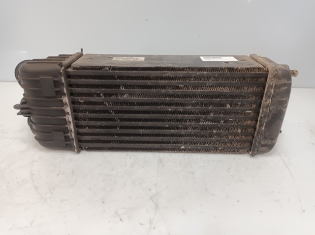 Chłodnica intercoolera 9651184880 PEUGEOT