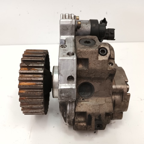 Pompa wtryskowa wysokiego ciśnienia 9651844380 MAZDA