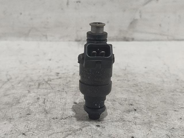 Wtryskiwacz paliwa 96518620 GM