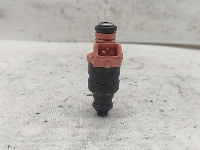 Wtryskiwacz paliwa 96518620 GM