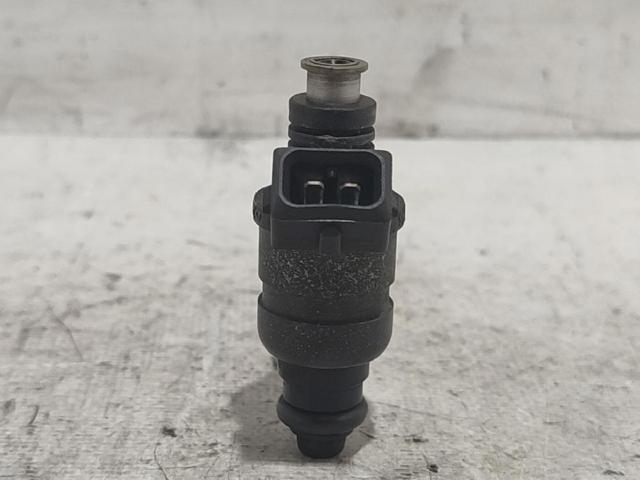 Wtryskiwacz paliwa 96518620 GM