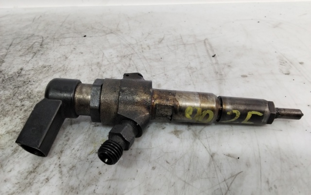 Wtryskiwacz paliwa 9652763280 PEUGEOT