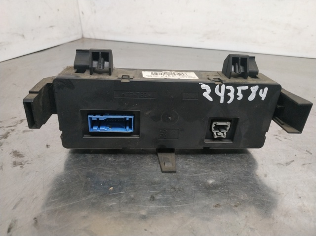 Sterownik trybów ogrzewania/klimatyzacji 96530443XT PEUGEOT