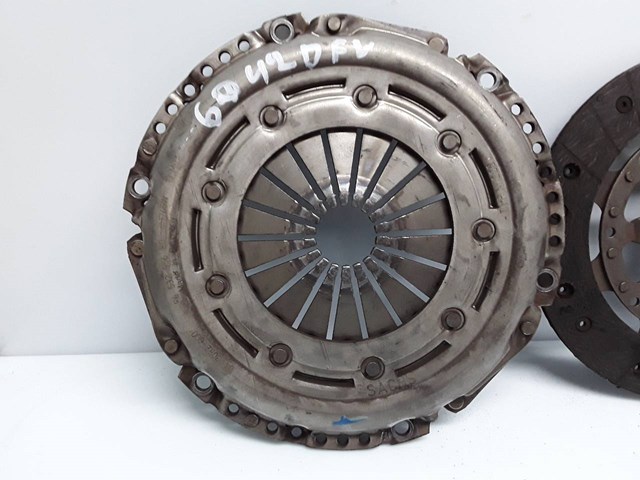 Docisk sprzęgła Peugeot 407 6D