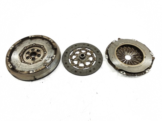 Docisk sprzęgła Peugeot 407 6D