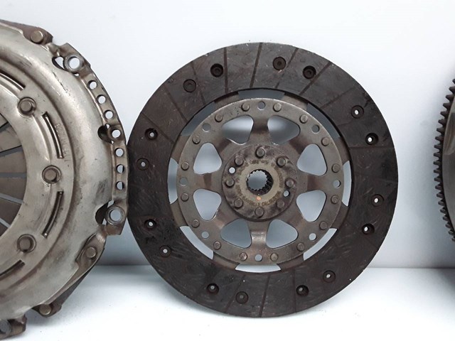 Docisk sprzęgła Peugeot 407 6D