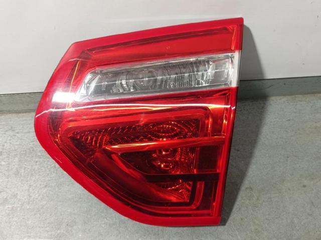 Lampa zespolona tylna prawa wewnętrzna 9653547677 PEUGEOT