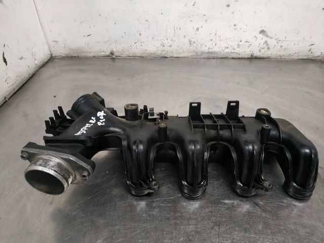 Kolektor ssący lewy 9653808680 PEUGEOT