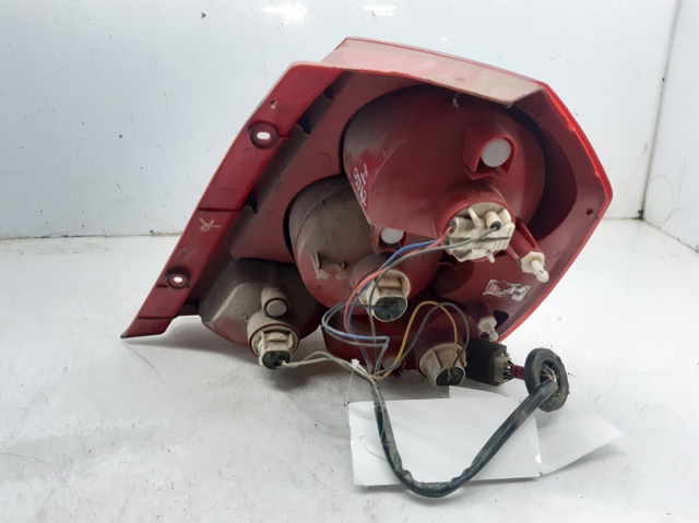 Lampa zespolona tylna lewa 96540268 GM