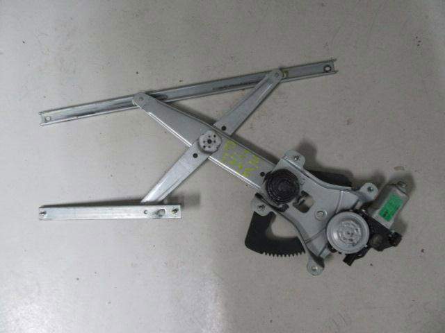 Mechanizm podnoszenia szyby drzwi przednich lewych 96541783 GM