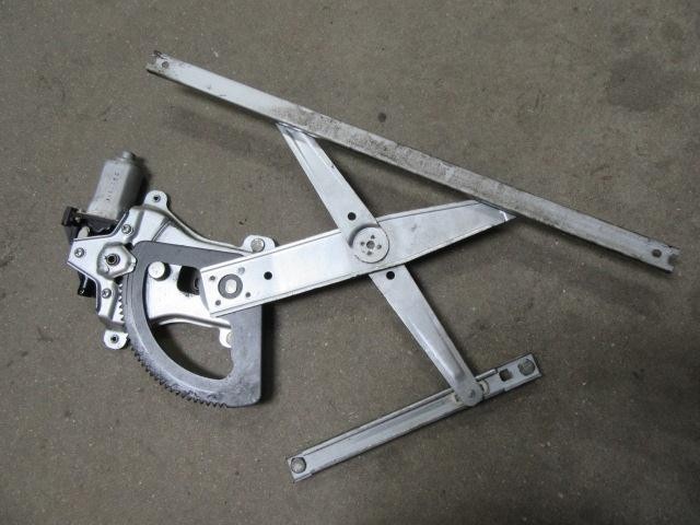 Mechanizm podnoszenia szyby drzwi przednich lewych 96541783 GM