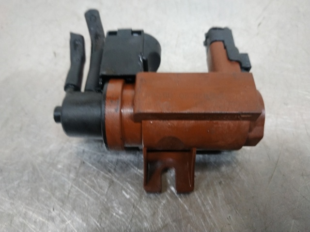 Zawór elektromagnetyczny regulacji klapy EGR 9654282880 PEUGEOT
