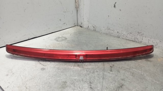 Lampa stop tylna dodatkowa 9654435580 PEUGEOT