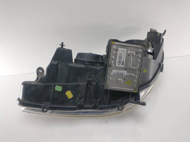 Reflektor prawy Peugeot 607 9D, 9U