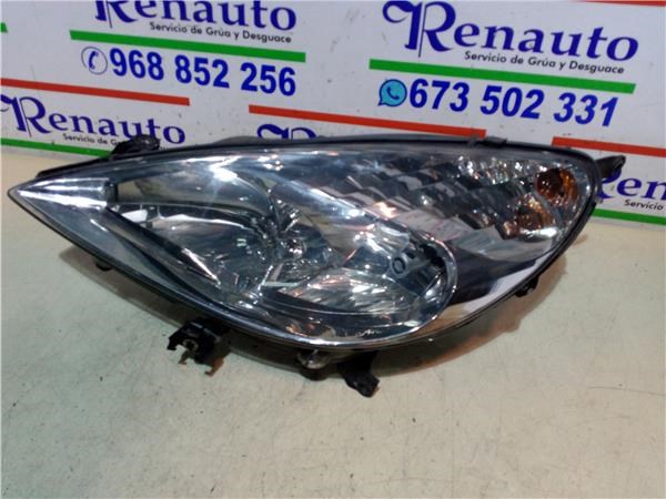 Reflektor prawy Peugeot 607 9D, 9U