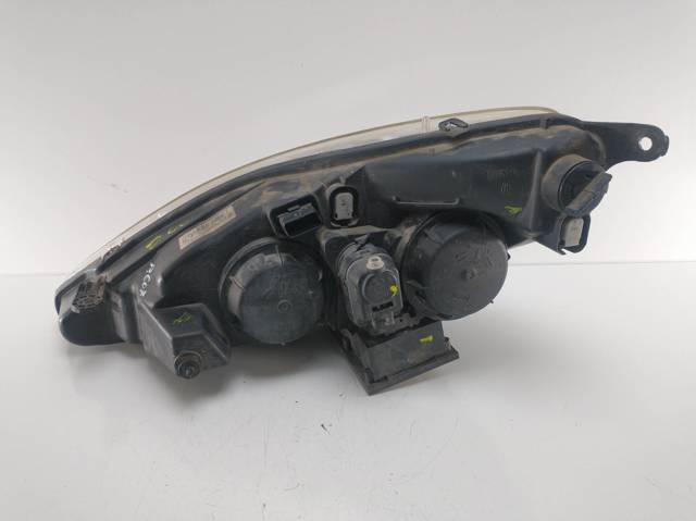 Reflektor prawy Peugeot 607 9D, 9U