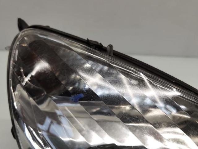 Reflektor prawy Peugeot 607 9D, 9U