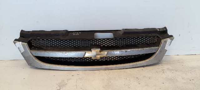 Atrapa chłodnicy 96547129 GM