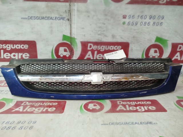 Atrapa chłodnicy 96547129 GM