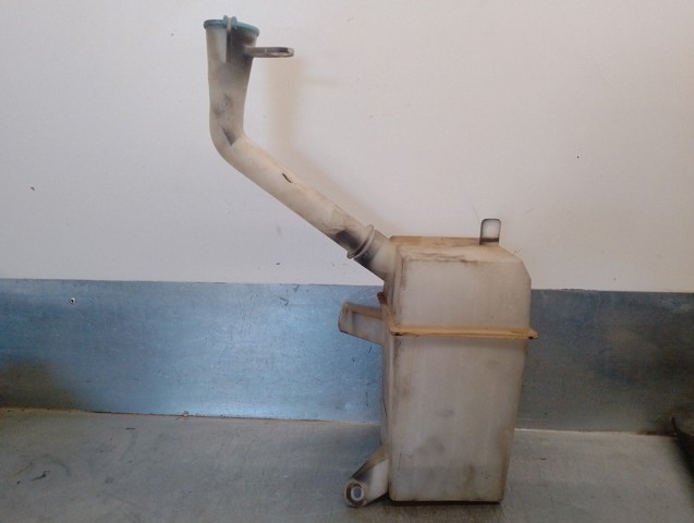 Zbiorniczek spryskiwacza szyb 96550797 GM