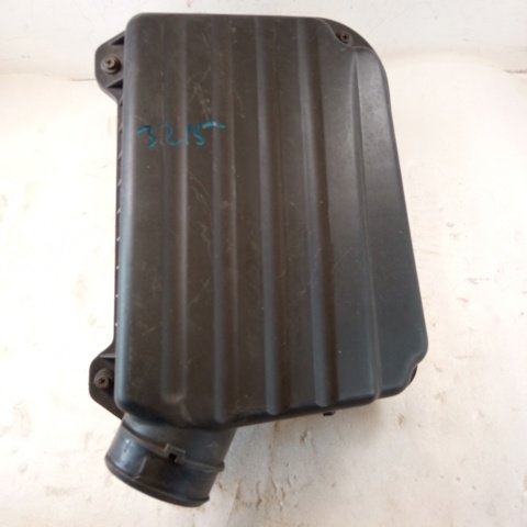 Obudowa filtra powietrza 96553445 GM