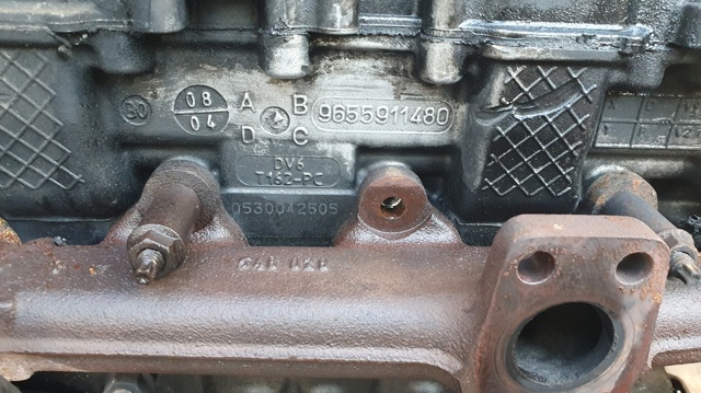 Głowica cylindrów 9655911480 PEUGEOT