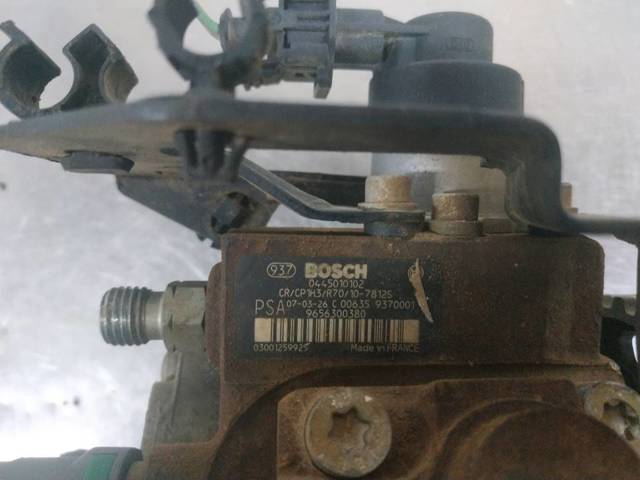 Pompa wtryskowa wysokiego ciśnienia 9656300380 PEUGEOT