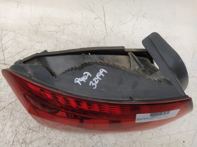 Lampa tylna Peugeot 407