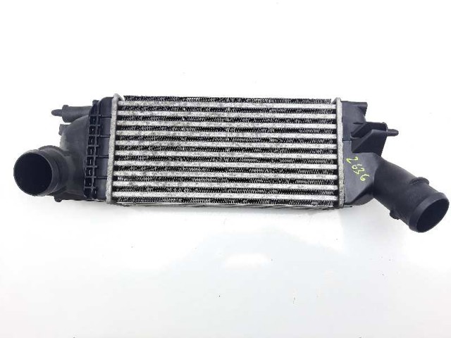 Chłodnica intercoolera 9657073480 PEUGEOT