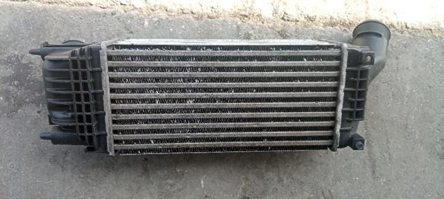 Chłodnica intercoolera 9657073480 PEUGEOT