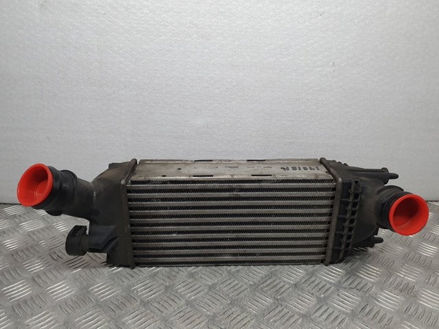 Chłodnica intercoolera 9657073480 PEUGEOT
