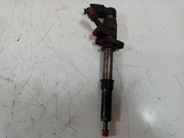 Wtryskiwacz paliwa 9657144580 PEUGEOT