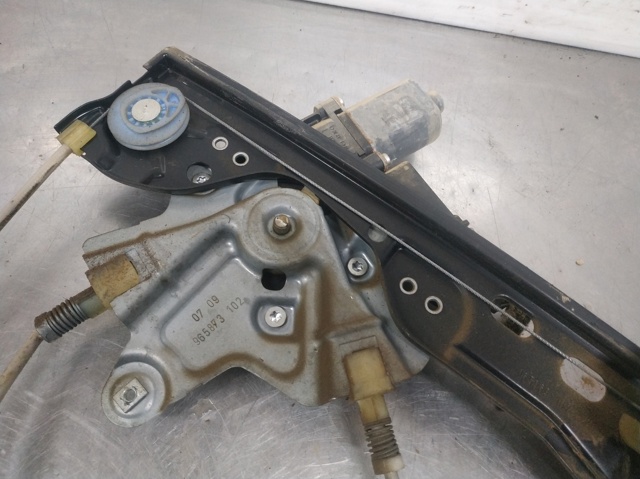Mechanizm podnoszenia szyby drzwi przednich prawych 965873102 OPEL