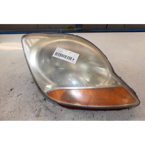 Reflektor prawy 96590406 GM