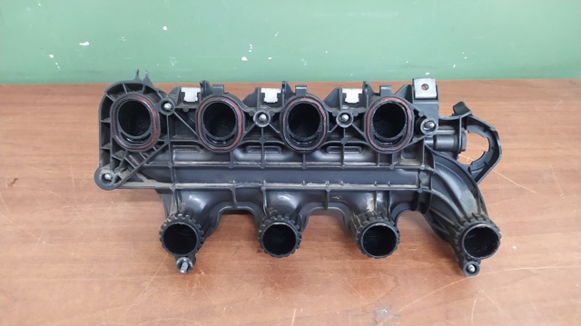 Kolektor ssący Mitsubishi Outlander CWW