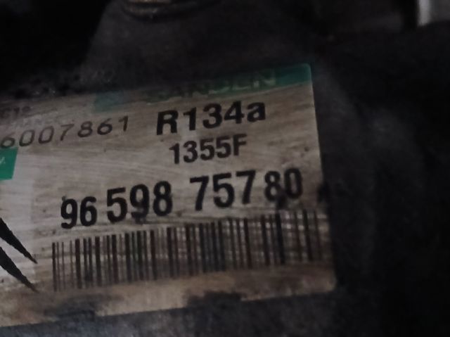 Sprężarka klimatyzacji 9659875780 PEUGEOT