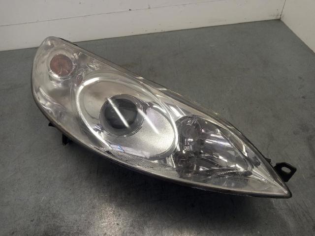 Reflektor prawy 9660235980 PEUGEOT