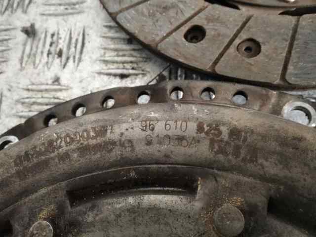 Docisk sprzęgła Peugeot 3008 1 0U