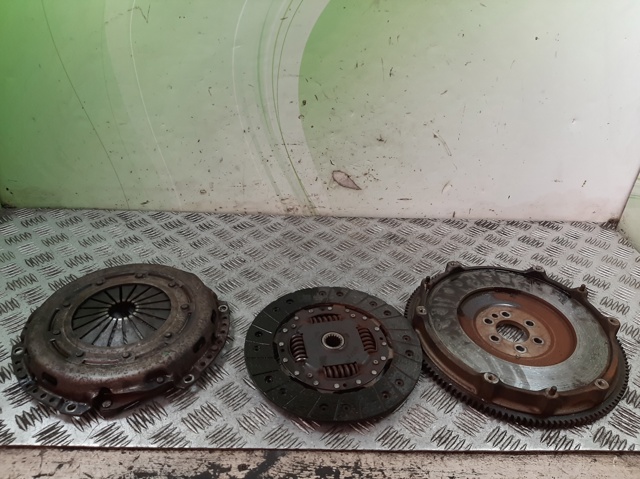 Docisk sprzęgła Peugeot 3008 1 0U