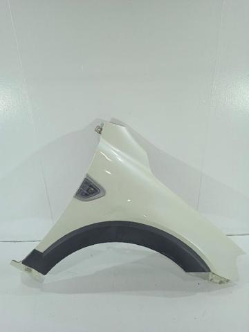 Błotnik przedni prawy 96624396 GM