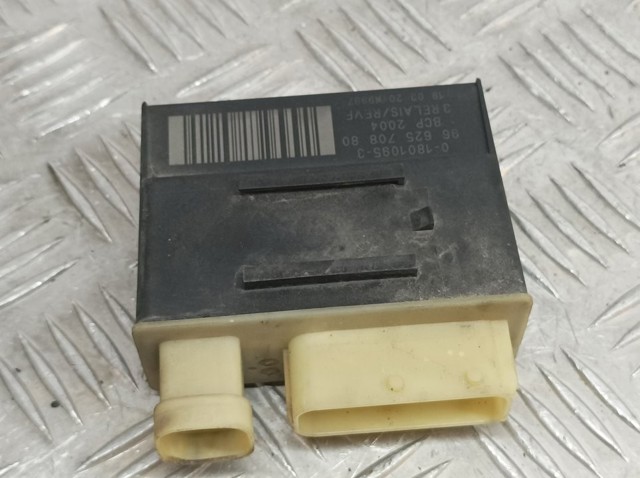 Przekaźnik świec żarowych 9662570880 PEUGEOT