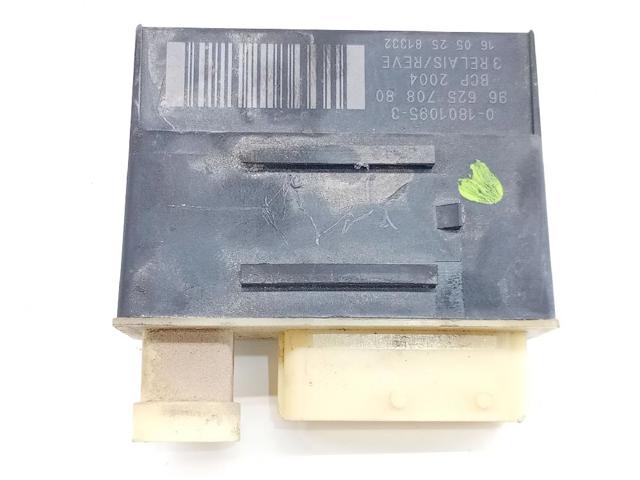Przekaźnik świec żarowych 9662570880 PEUGEOT