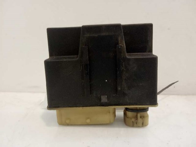 Przekaźnik świec żarowych 9662570880 PEUGEOT