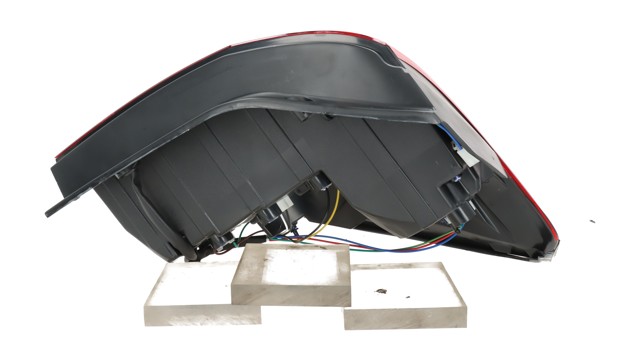 Lampa zespolona tylna lewa 9662695 GM