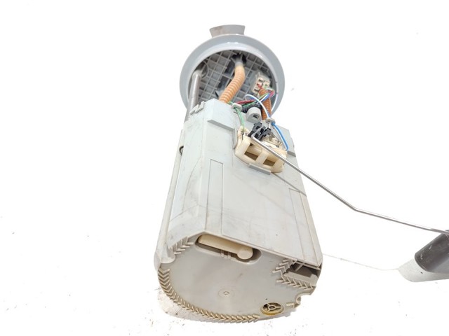 Moduł pompy paliwowej z czujnikiem poziomu paliwa Opel Antara L07