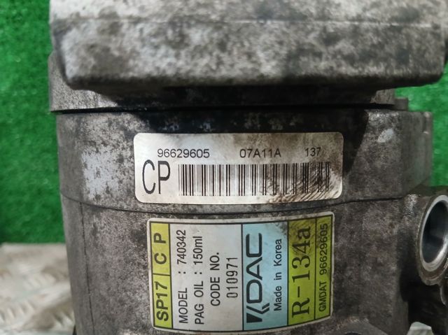 Sprężarka klimatyzacji 96629605 GM