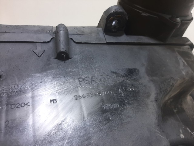 Obudowa filtra powietrza 9663365980 PEUGEOT