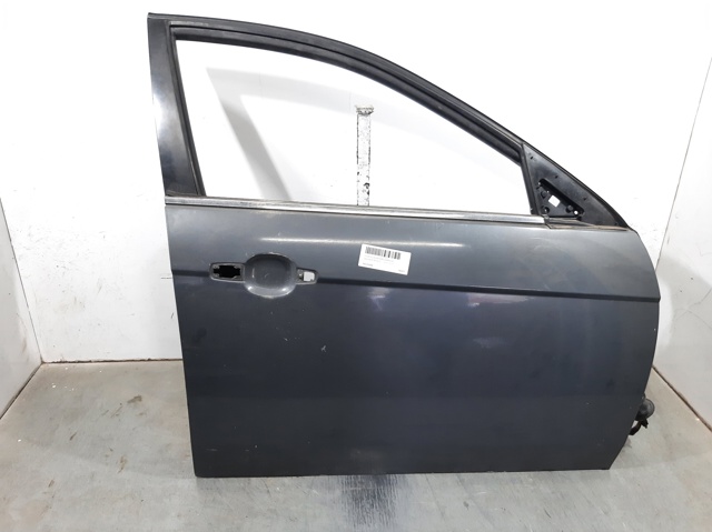 Drzwi przednie prawe 96635580 GM