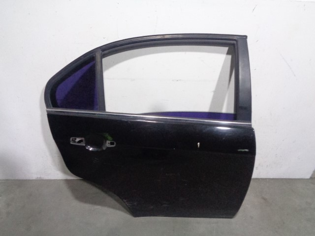 Drzwi tylne prawe 96635658 GM