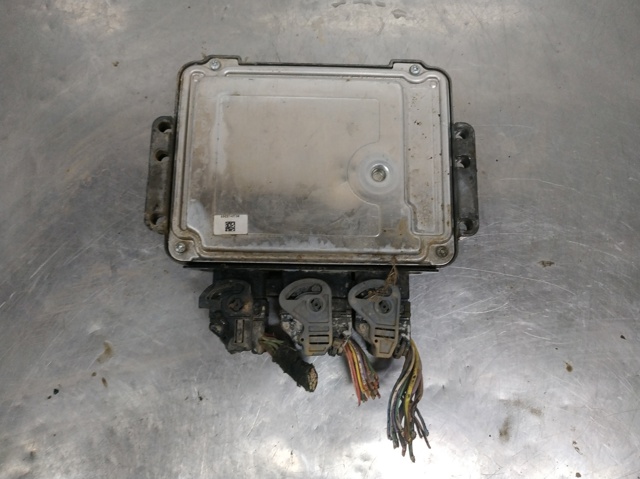 Sterownik silnika 9663944680 PEUGEOT